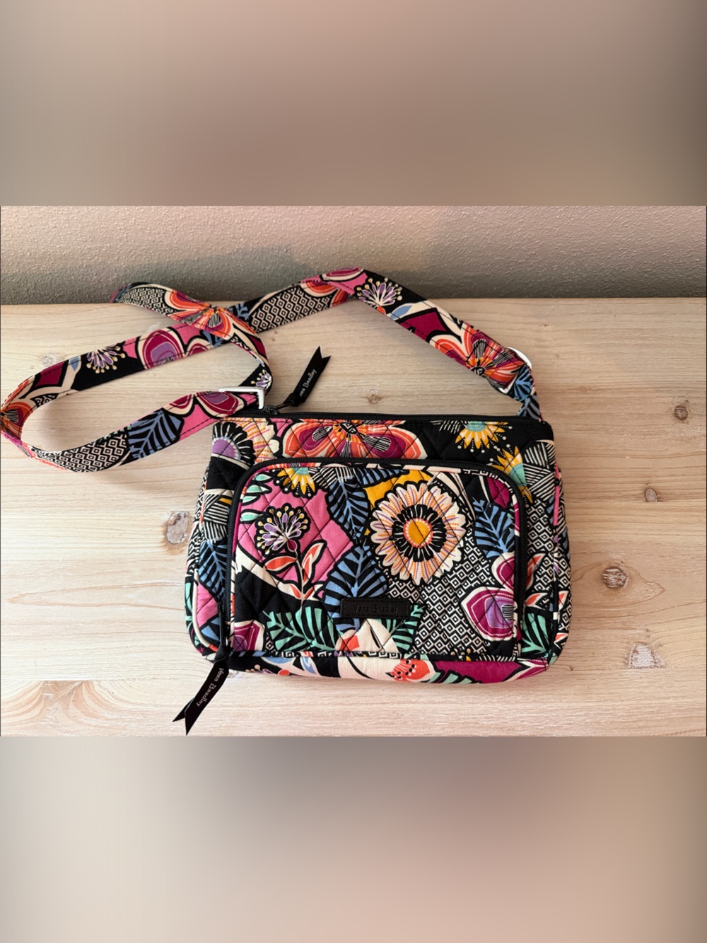 Vera Bradley Black Pink Multi Floral Quilted Crossbody - Hawaii Kauai Floral